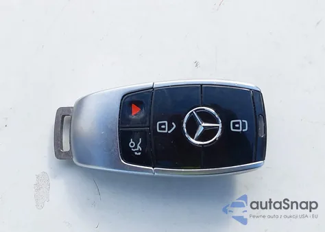 2019 Mercedes-Benz E 450 z USA, uszkodzony, nr VIN WDD1K6HB7KF080734